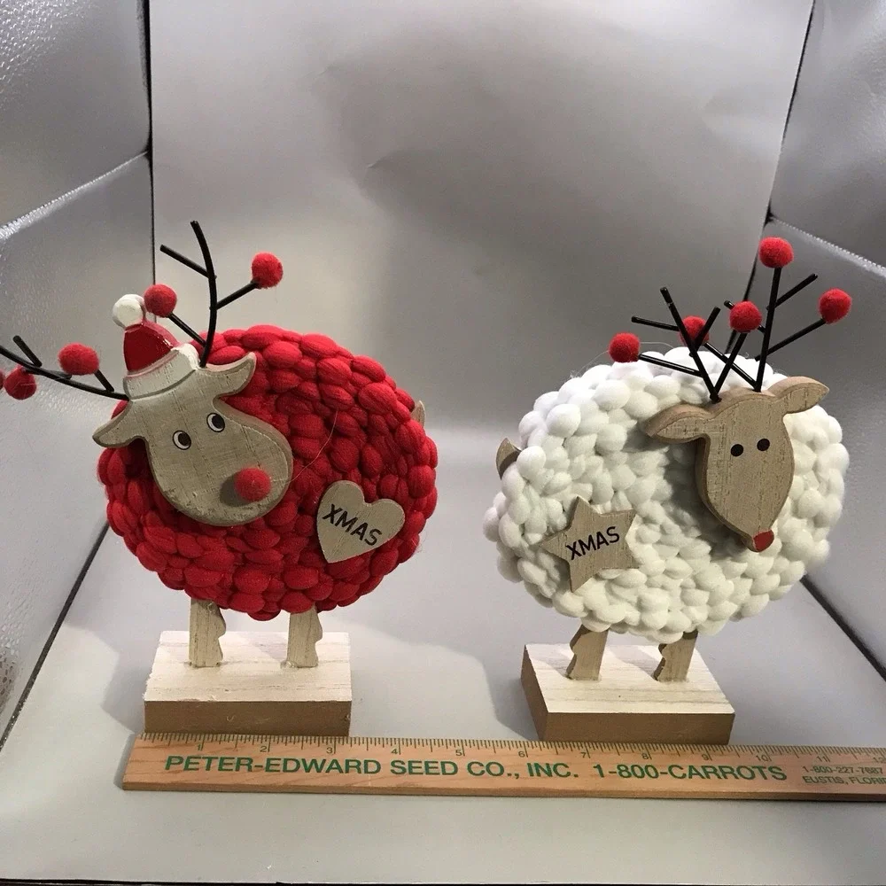 Pair Of Red And White Folksy‎ Reindeer 7